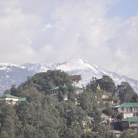 Oyo 28425 Dal Lake Resort Dharamshala Exterior foto